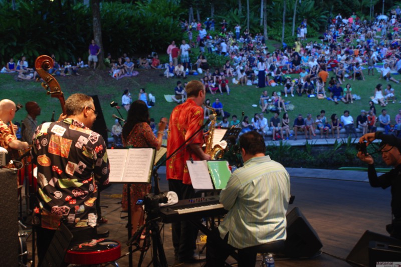 Pianobotanica
June 1st, 2014
JAZZ BRASILEIRO
Jeremy Monteiro, Juliana da Silva
Christy Smith, Shawn Letts
Goh Yong Seng Tamagoh, Rick Smith
Mohamed Noor and Rit Xu.